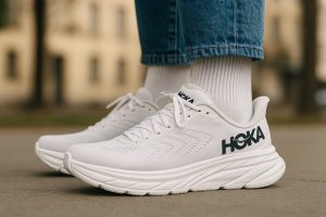 Уличные кроссовки HOKA: технология, комфорт и феномен современной городской обуви