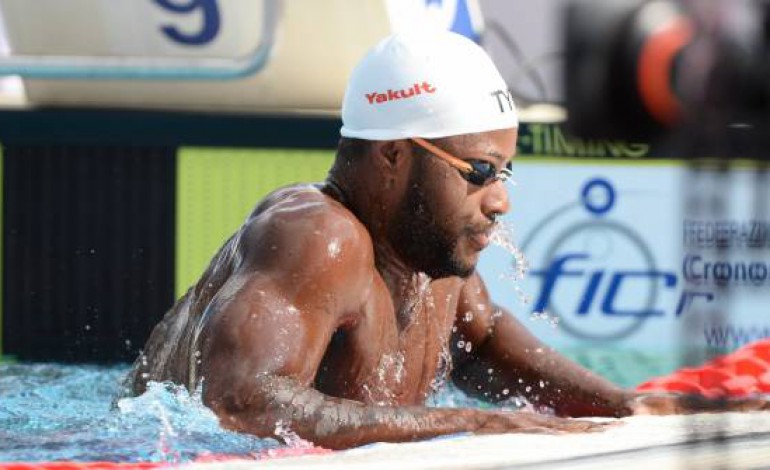 Мехди Метелла сохранил титул чемпиона Франции на 100 м в/с на короткой воде, Фло Маноду не вышел на старт