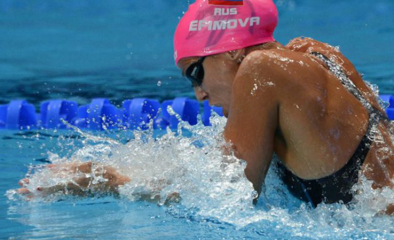 Юлия Ефимова проплыла 200 м брассом с 6-м временем сезона